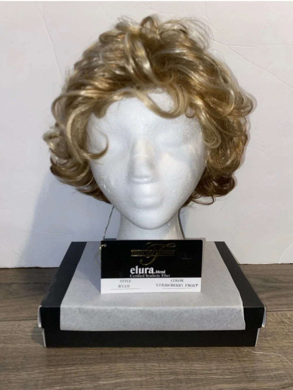 Tony Of Beverly Elura Blend Wig RYAN in Strawberry Frost New in Box.